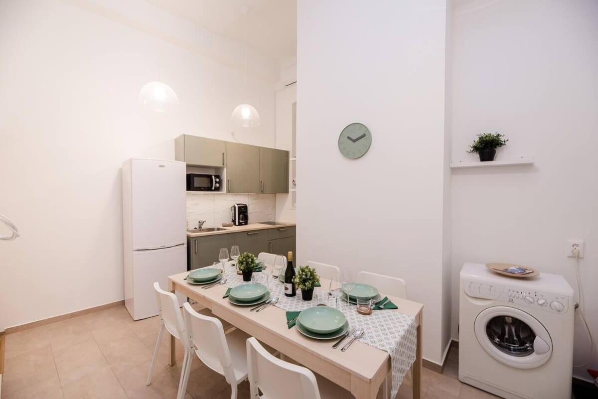 Brand New Central Ac Apartment Βουδαπέστη Εξωτερικό φωτογραφία